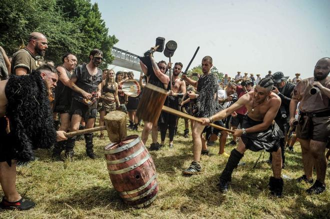 Los fieros vikingos vuelven a la carga en Catoira