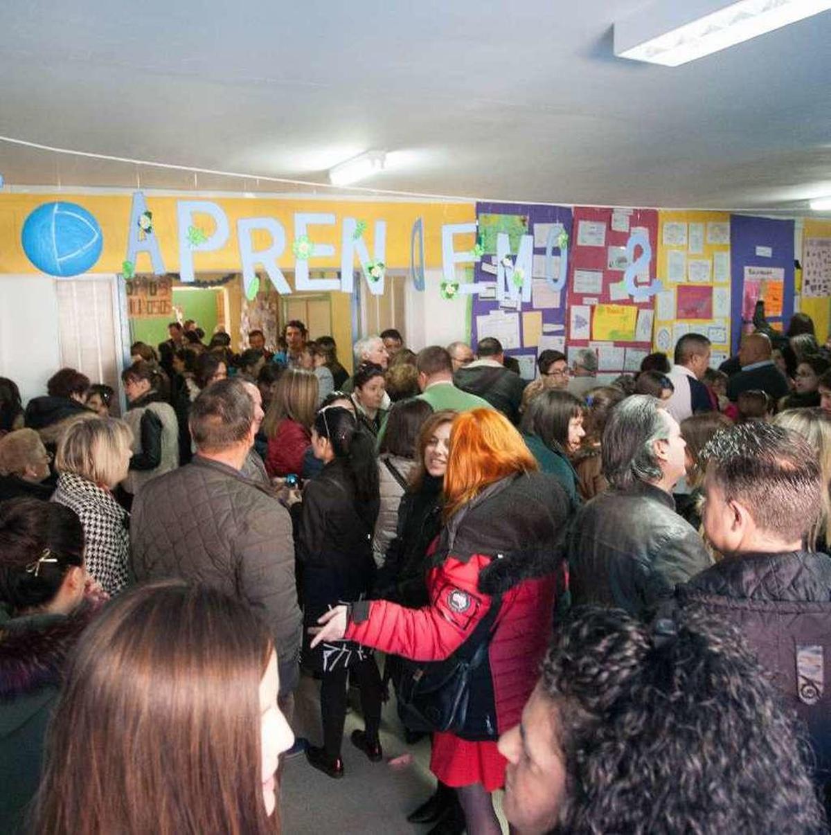 El colegio María Inmaculada de Zamora "descubre" el mundo