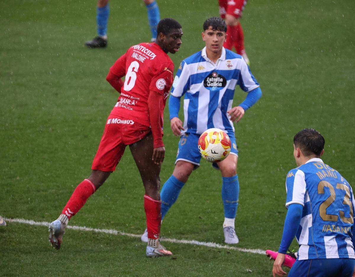 El Fabril gana al Sarriana (2-1) sobre la hora