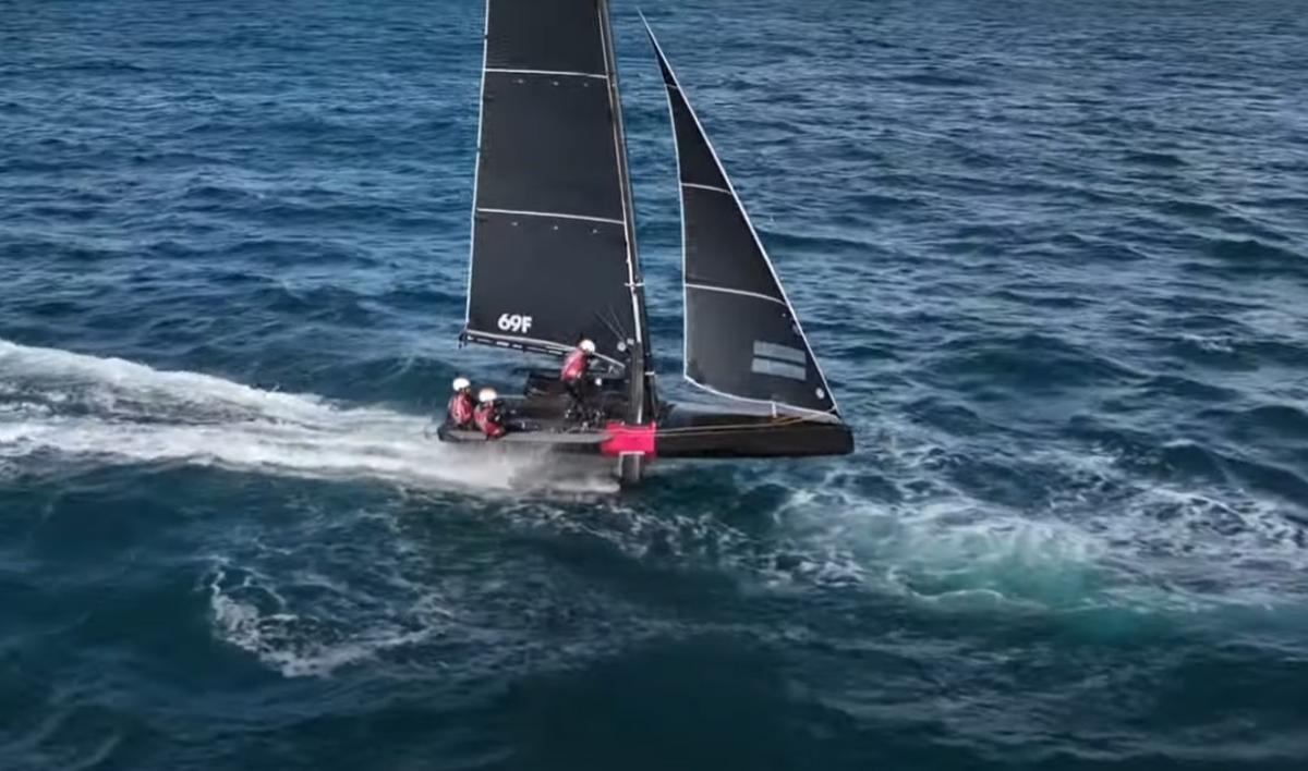 Youth Foiling Gold Cup 69F 2023, en Barcelona.