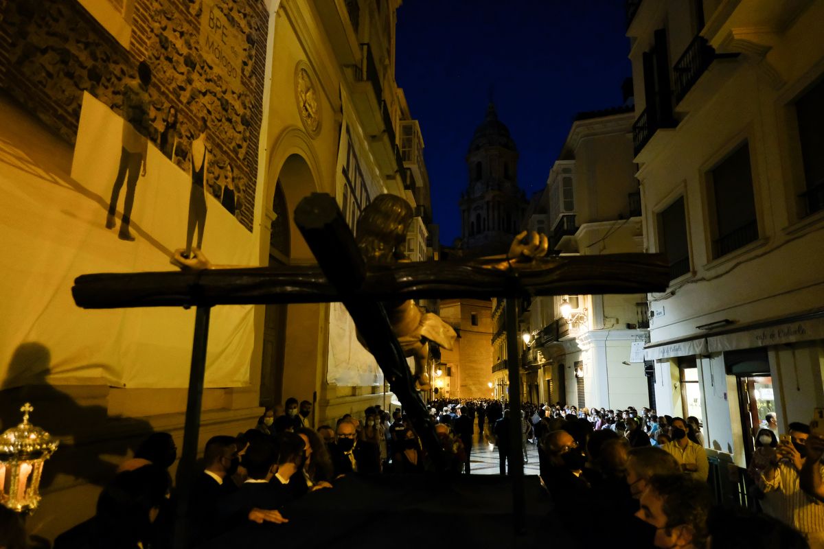 Madrugada de traslados para la veneración 'El Verbo Encarnado' en la Catedral