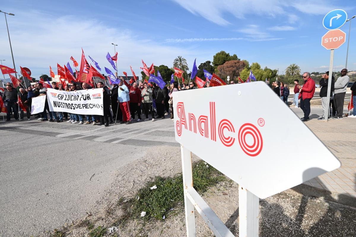 Protesta de los trabajadores de Analco en Elche