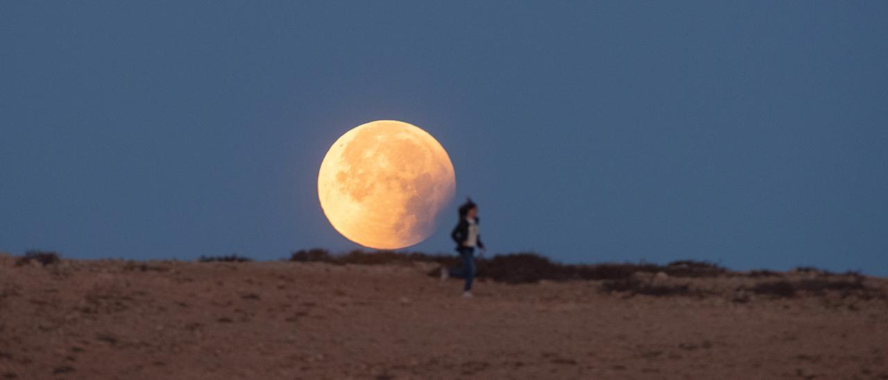 Espectacular eclipse de luna