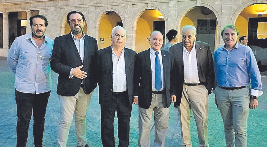 Antonio Fdz.Coca, Alejandro Sáenz de San Pedro, Iñaki Miranda, Francisco Martorell, Mateo Bennasar y Marcelino Minaya.