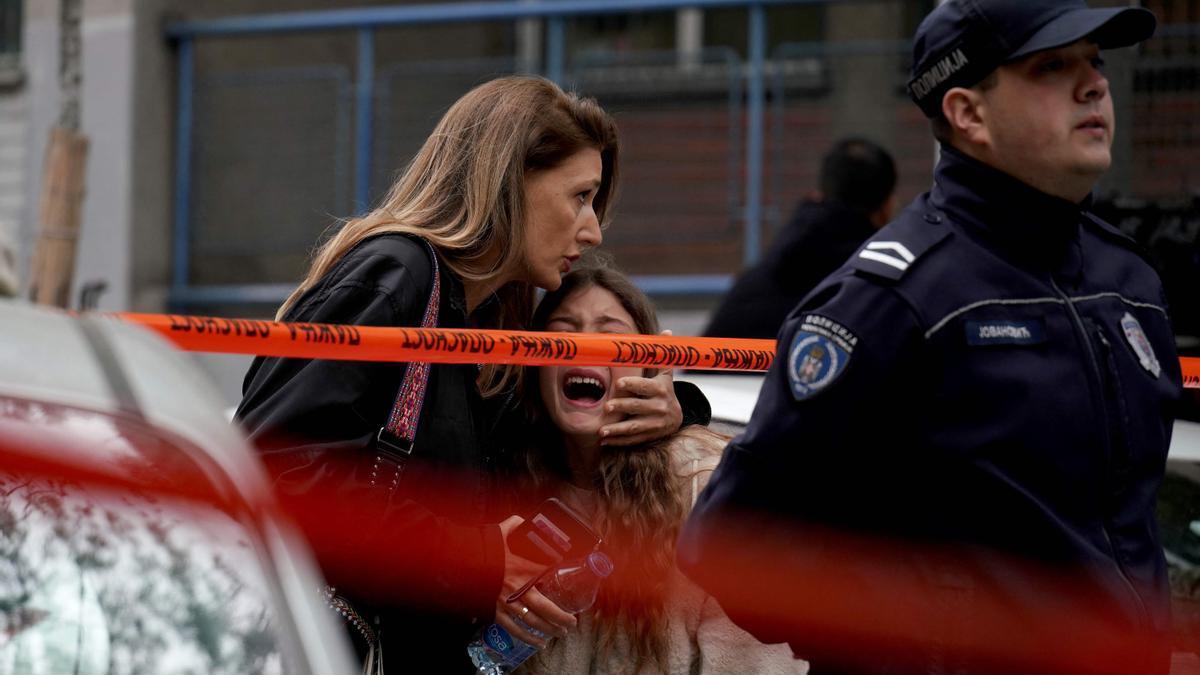 Al menos ocho muertos, la mayoría menores, en un tiroteo en un colegio de Belgrado