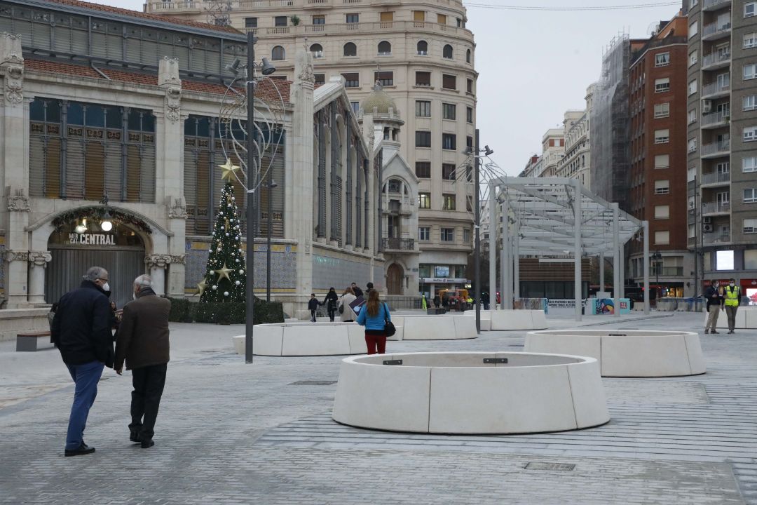 Inauguración de la Plaza de Brujas renovada tras las obras