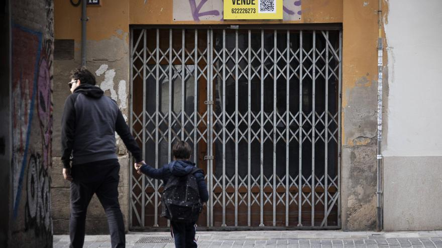 La Comunitat Valenciana perdió más de tres comercios minoristas cada día de 2023