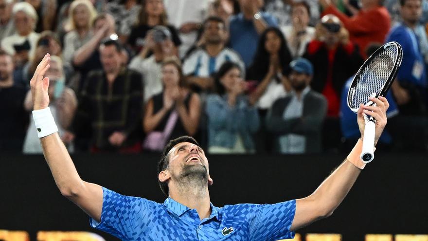 La carambola de Djokovic en Melbourne: 10, 22 y 1