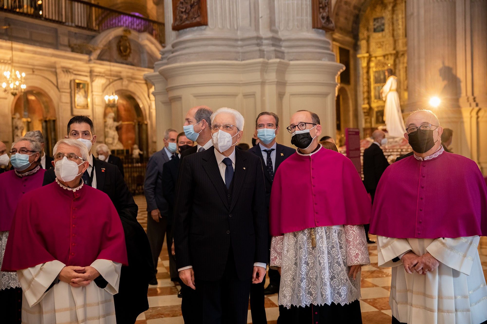 El presidente de Italia, Sergio Mattarella, aprovecha su estancia en Málaga y visita 'El Verbo Encarnado'