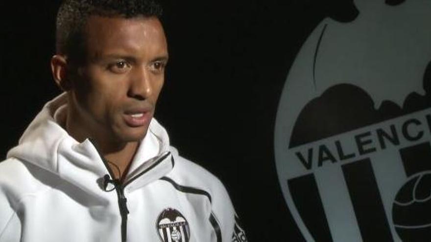 Nani responde a las preguntas de los aficionados