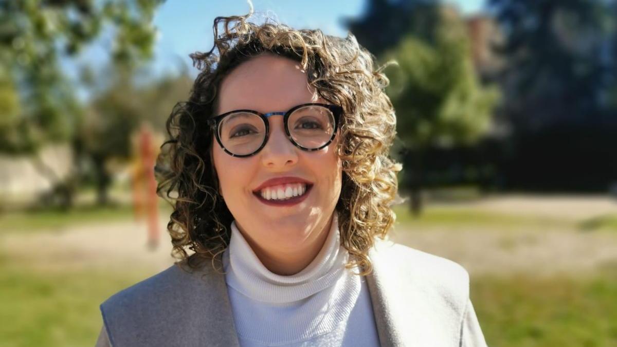 Me gustaría progresar laboralmente y estar cerca de mi gente»