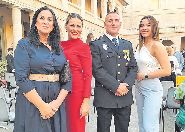 Rocío Ollero, Malena Torres, Sergio Luque y Paloma Santafé.