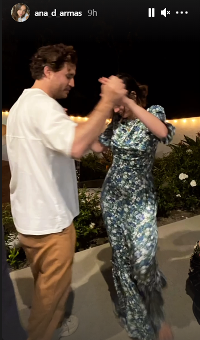 Ana de Armas bailando con Edgar Ramirez en su cumpleanos