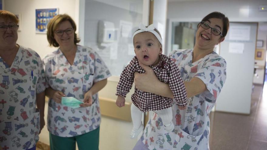 Sobrevive una niña prematura de 490 gramos en el Hospital General de Alicante