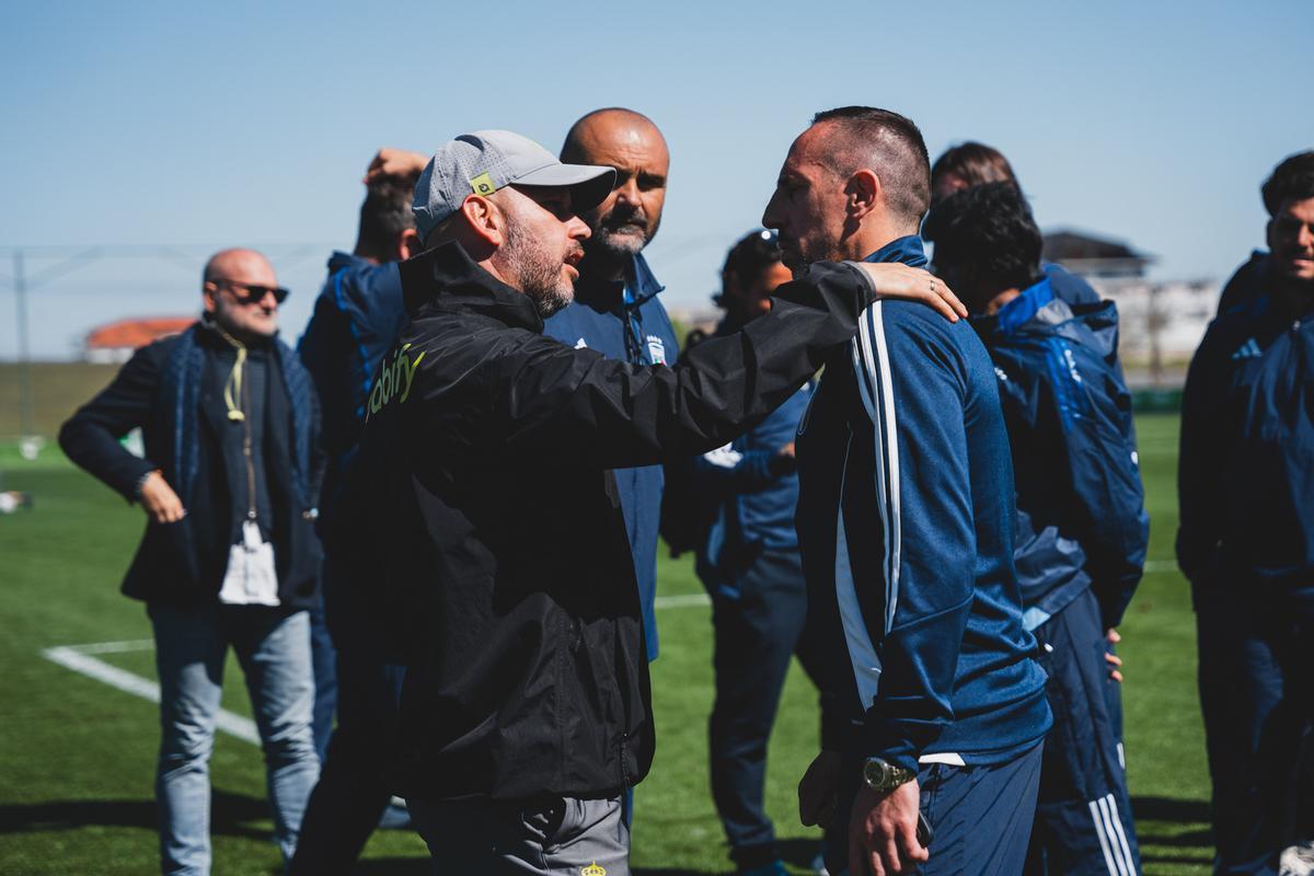 José Alberto López, junto a Frank Ribéry.
