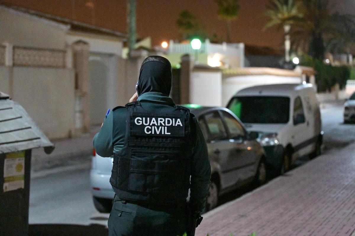 Intervención de la Guardia Civil en Orihuela Costa, en una imagen de archivo