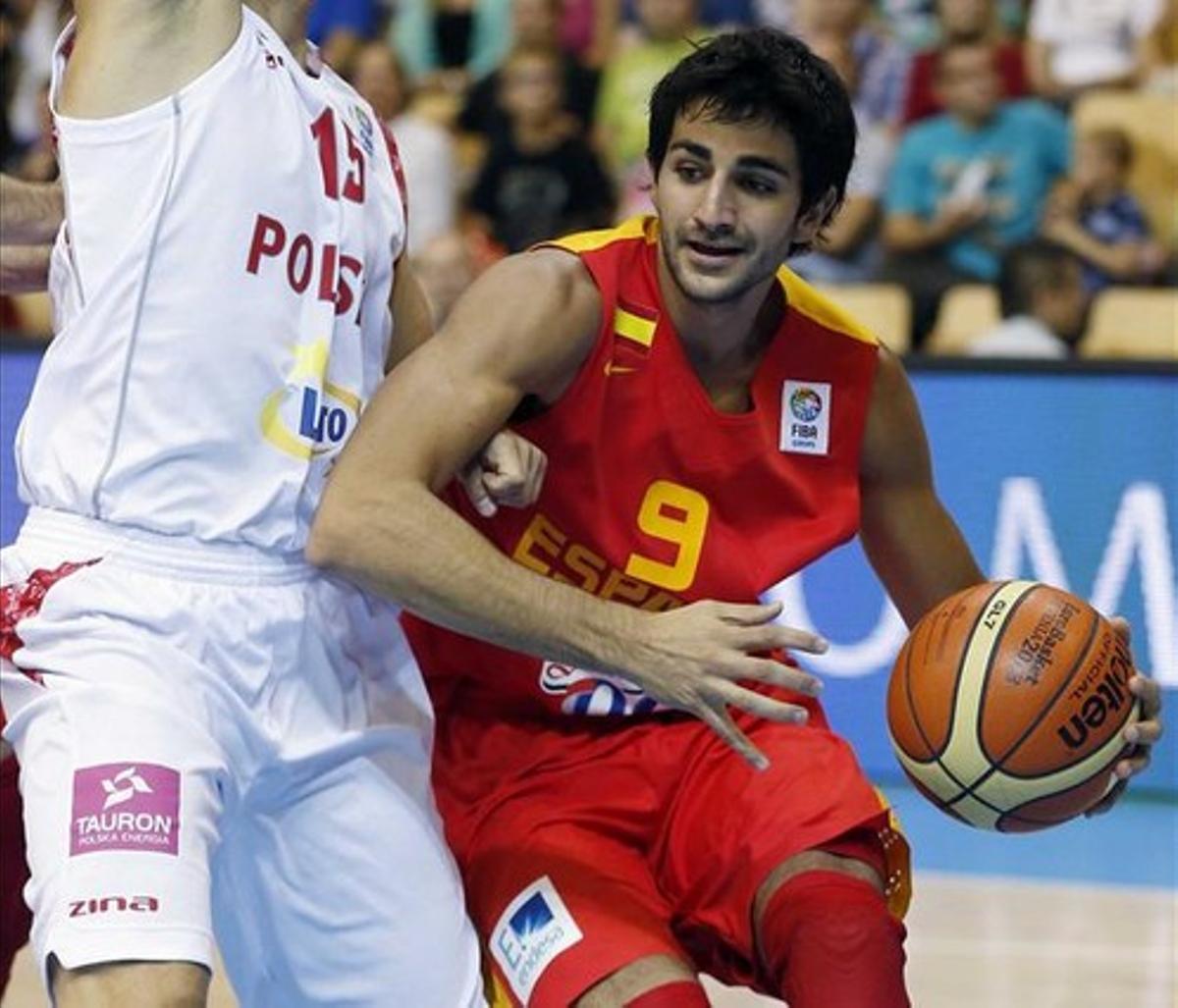 El base de la selecció espanyola Ricky Rubio. durant el partit jugat contra Polònia.