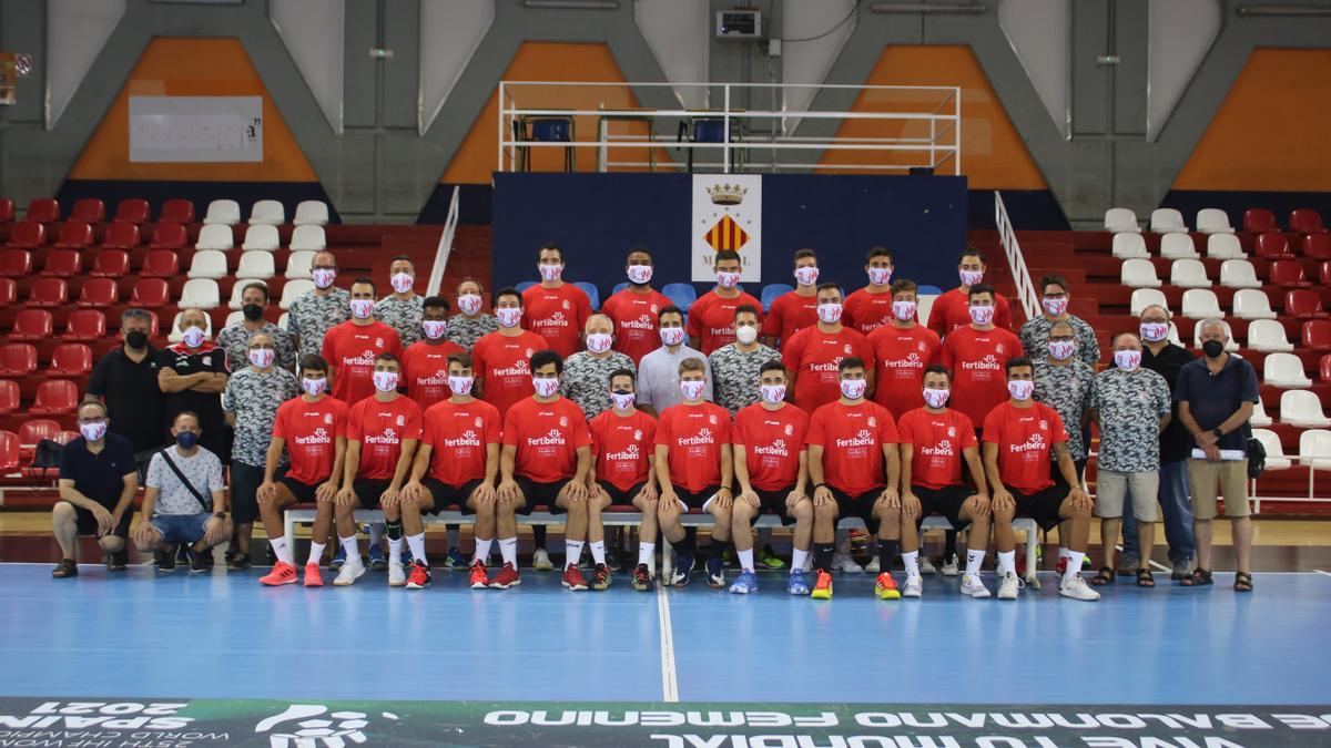 El Fertiberia posa antes de su primer entrenamiento