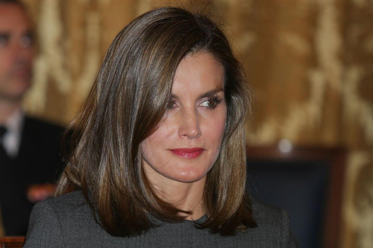 Letizia Ortiz fiel a su ligero brillo de labios