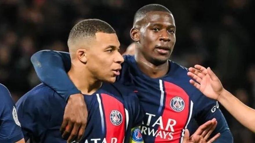 Kylian Mbappé y Nordi Mukiele, excompañeros en el PSG y en la selección francesa, estuvieron juntos en Estocolmo.