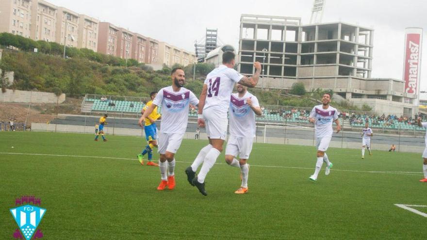 ... Y el Jumilla celebra una victoria 238 días después