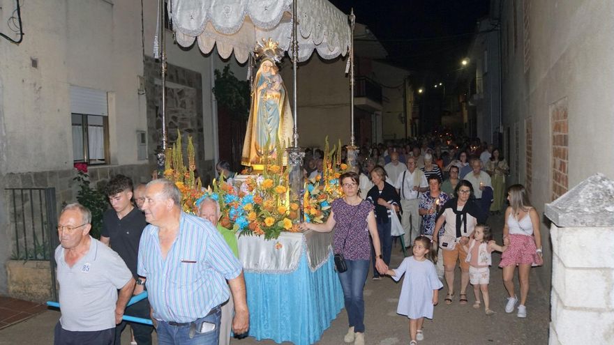 Los alistanos buscan la protección divina en la Virgen de la Salud