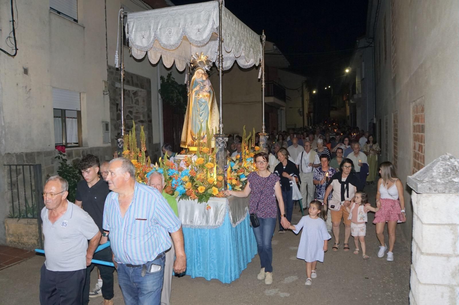 GALERÍA | Los alistanos se reencuentran con la Virgen de la Salud