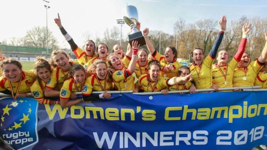 La selección española femenina de rugby, campeona de Europa en marzo de 2018.
