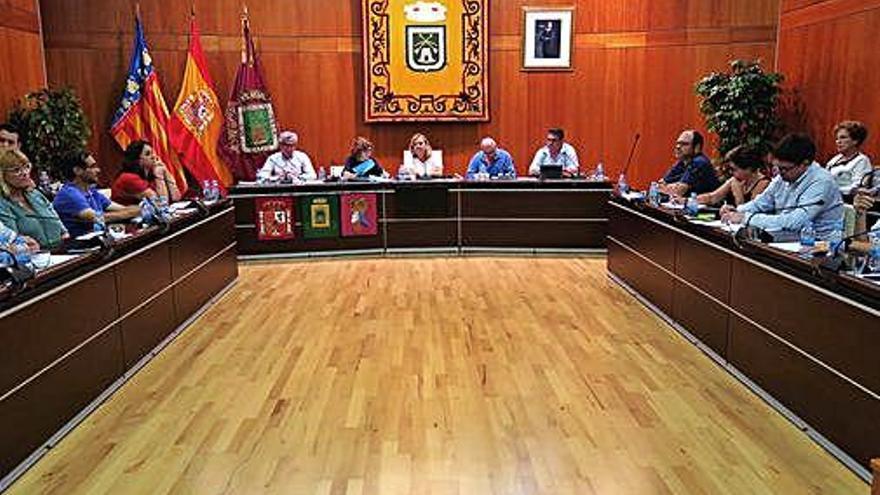 Imagen del pleno ordinario de octubre de Calp.