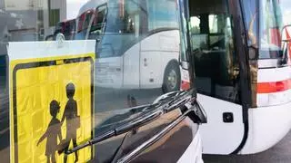 Las familias de Arico piden al Gobierno de Canarias soluciones ante la exclusión del servicio de transporte escolar