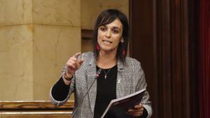 La diputada dAC Sílvia Orriols durant la sessió de control al Parlament.