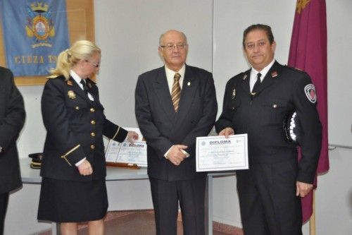 El cuerpo de Policía Local de Cieza rinde honor a su patrona