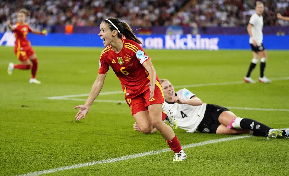 Aitana Bonmatí celebra el gol de la victoria ante Alemania.