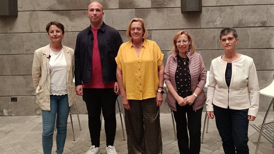 Integrantes de la asociación de cuidadoras Acuidafe y del Observatorio de Derechos Sociales de Canarias.