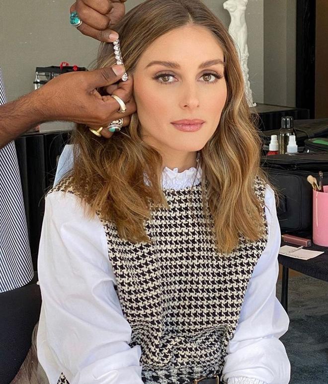 Olivia Palermo con la sombra de ojos líquida y rejuvenecedora de Perricone MD