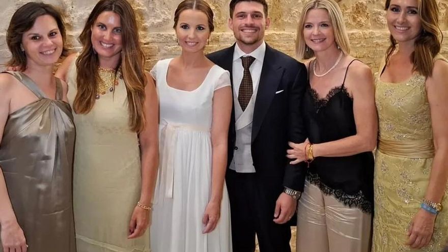 Lorena Cervera (1994), Elena Corbellas (1991), Lucía Andrés, Javier Donat, Patricia Sanz (1986) y Elena Muñoz (1996)