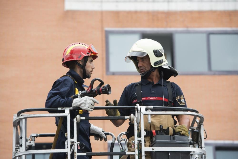 Nuevos bomberos de Oviedo