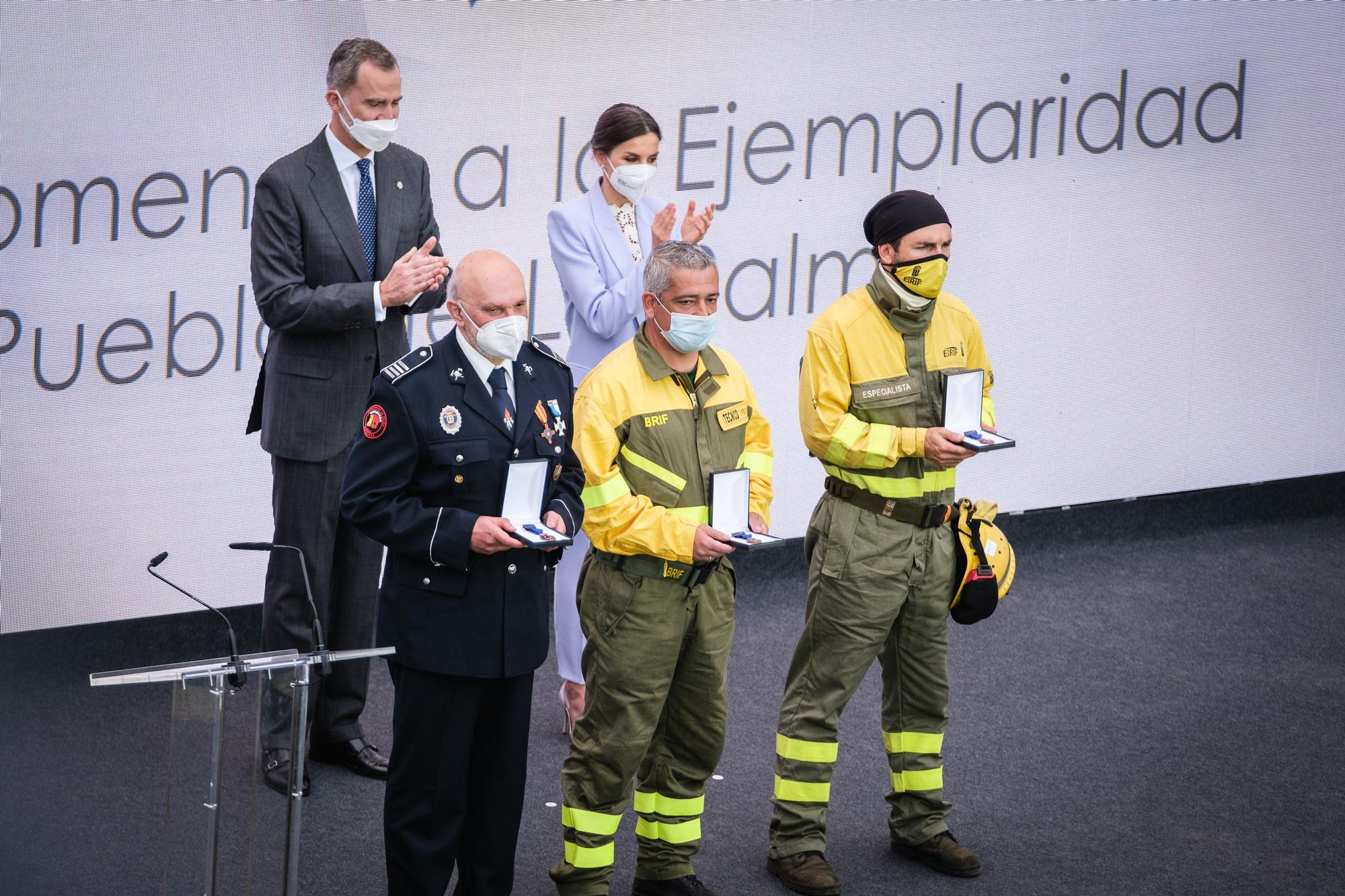 Visita del Rey y los presidentes de las comunidades a La Palma al acto de homenaje a los palmeros