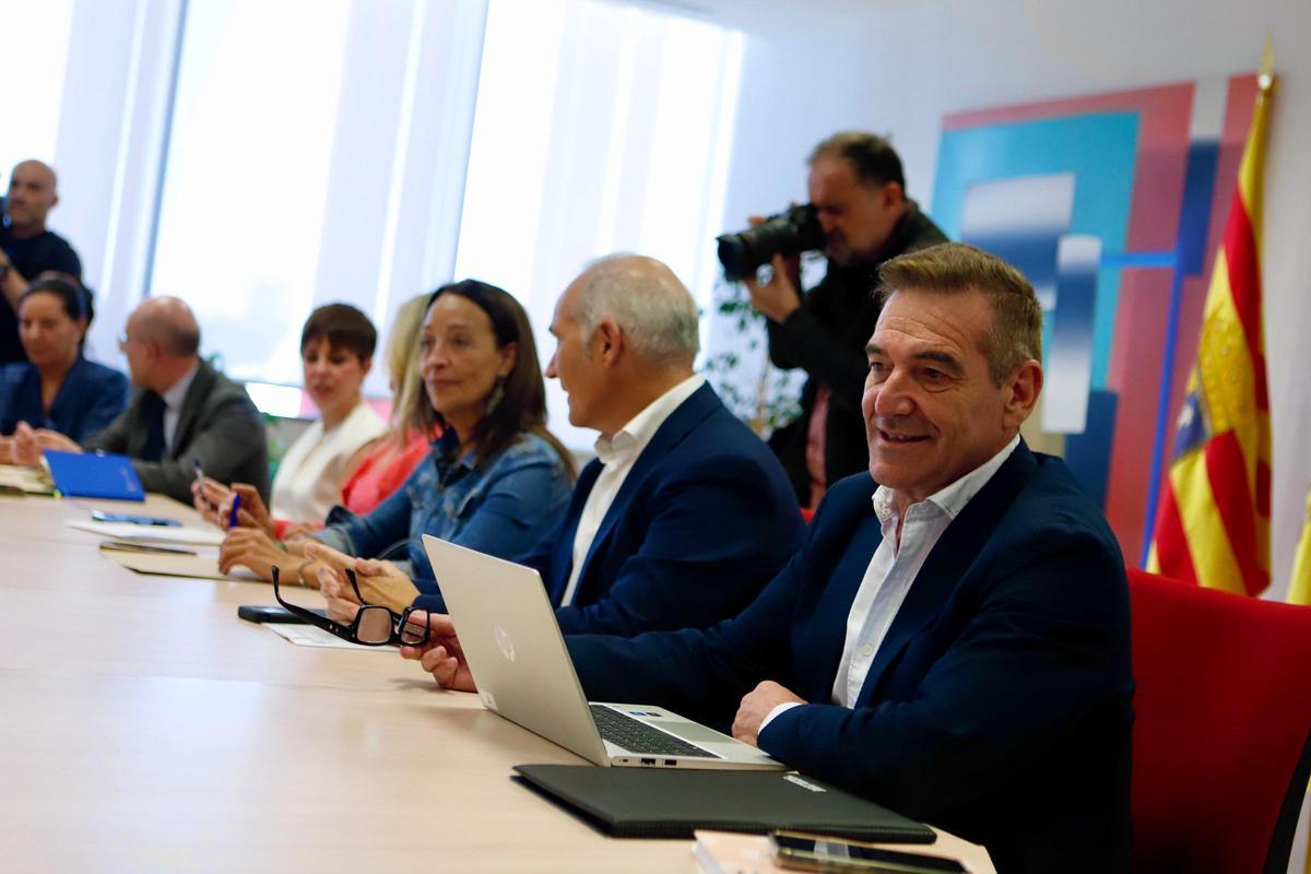 Reunión de Carmen Susín y Mar Vaquero con el sector de la concertada.
