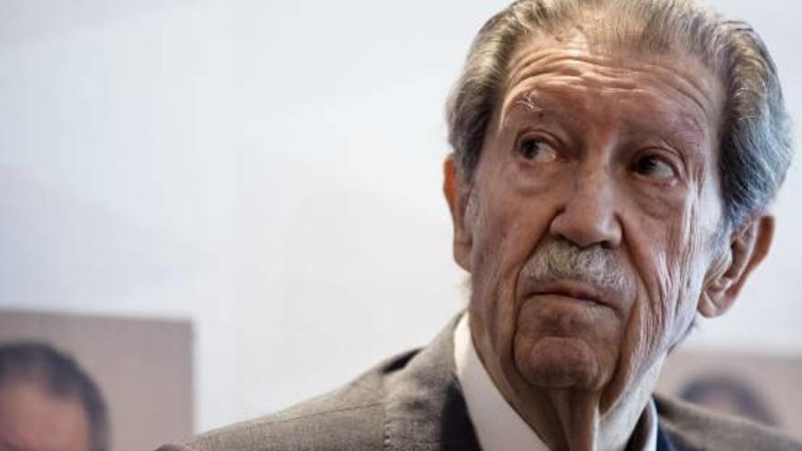 Fallece el poeta y articulista Manuel Alcántara a los 91 años