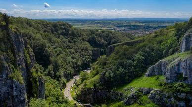 Ruta por la garganta de Cheddar: y no, no hablamos de quesos