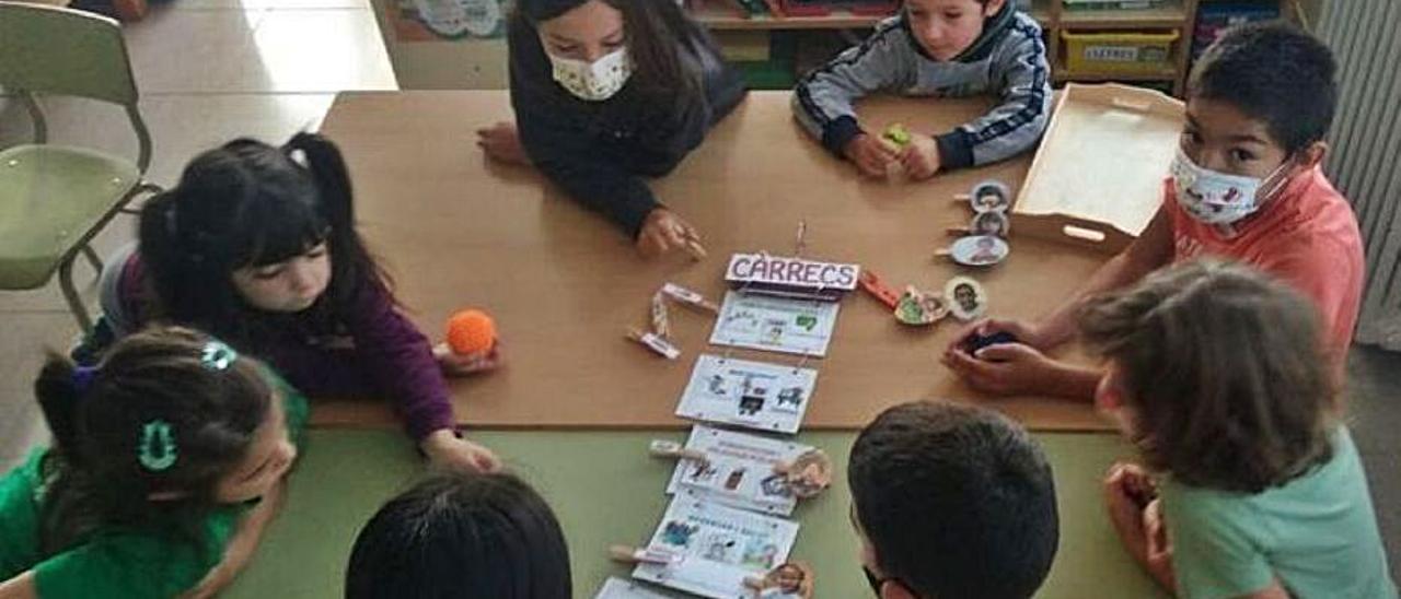 Un grup d’infants d’una escola de la ZER Solsonès
