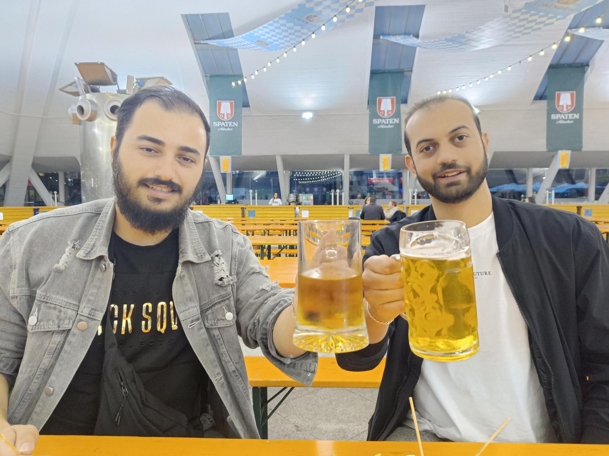 Oktoberfest: más de 3.000 litros de cerveza vendidos en su primera jornada