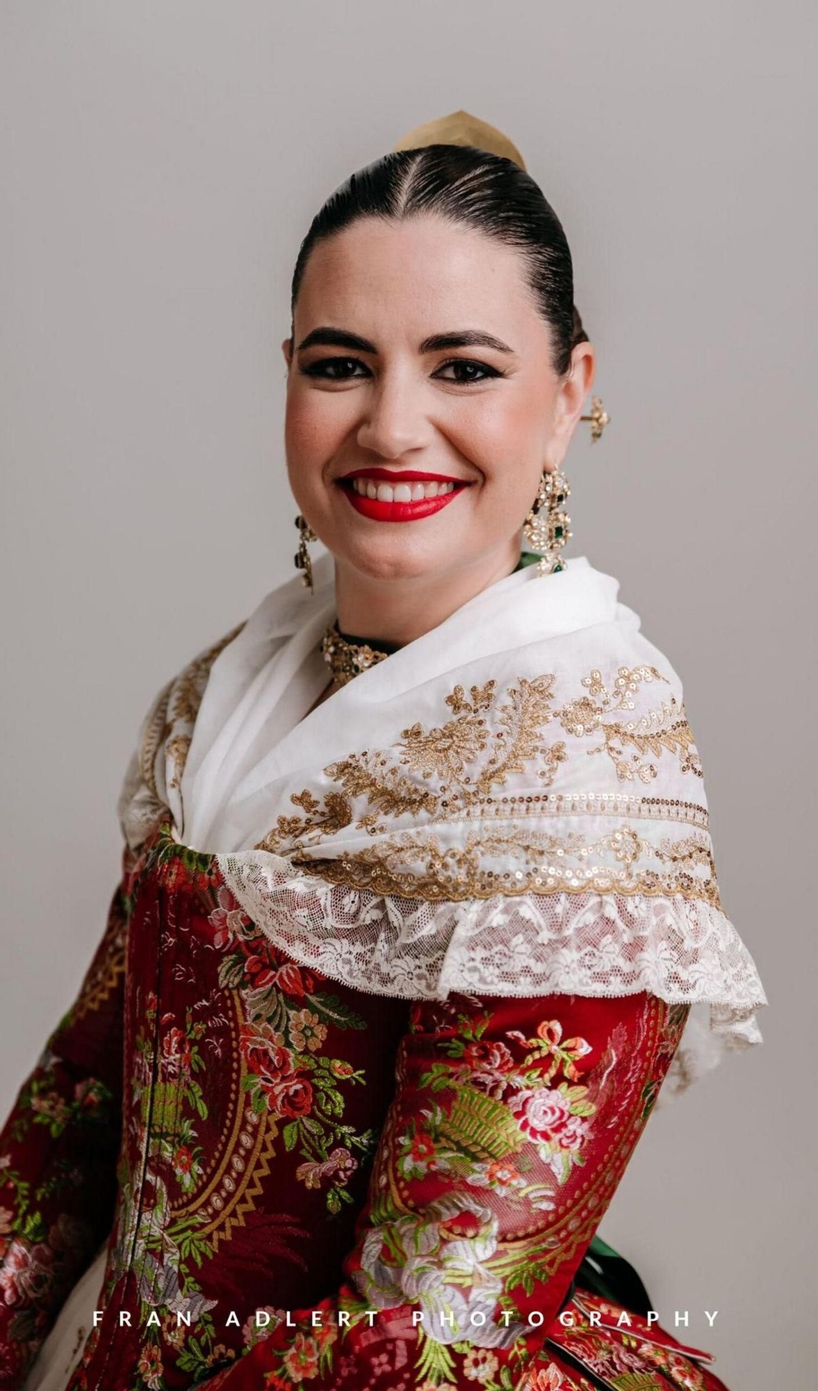 Carolina Vela Marí (Islas Canarias-Dama de Elche)