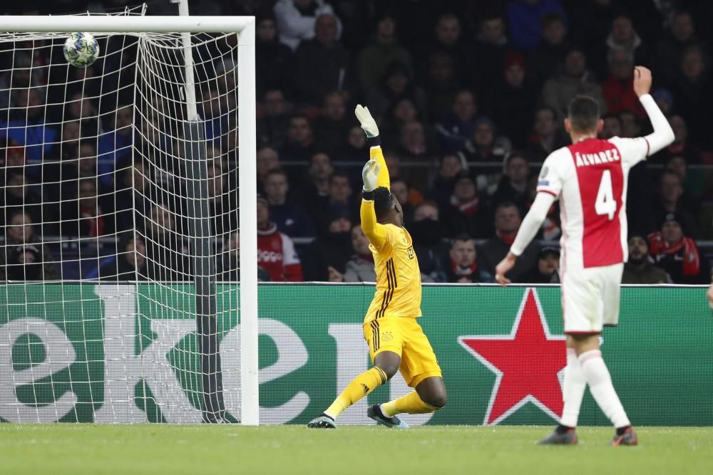 Las mejores imágenes del partido de Champions entre el Ajax y el Valencia.