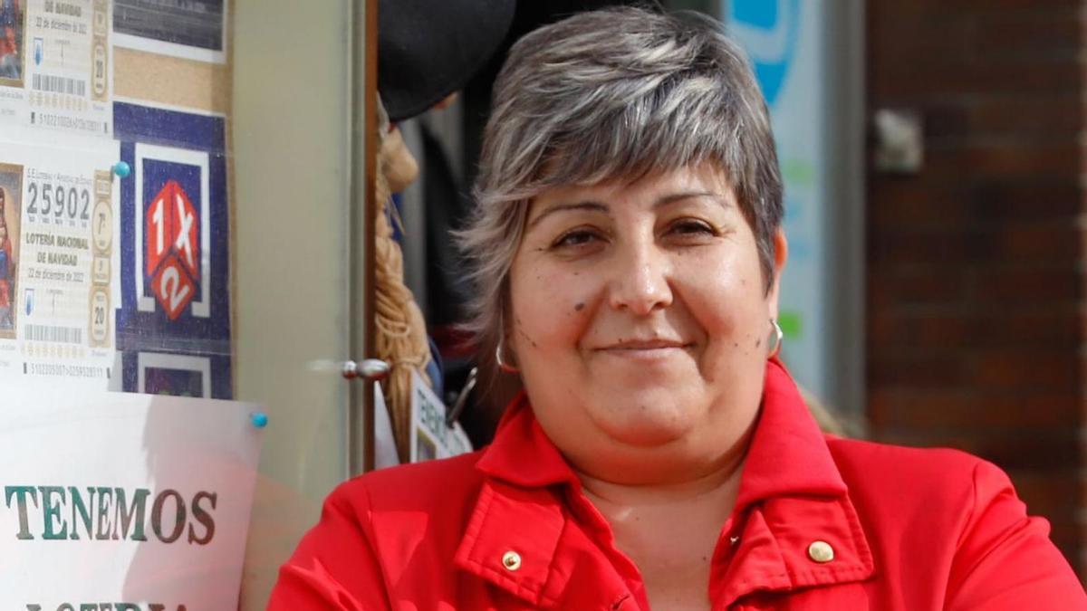 «Mª Luisa Palomino, Propietaria del despacho de lotería de la Administración número 8 | MANUEL MURILLO