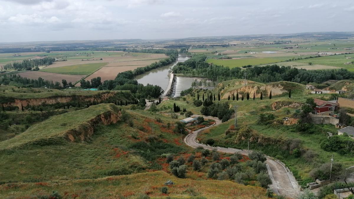 Vista de la vega de Toro desde el mirador situado en El Espolón