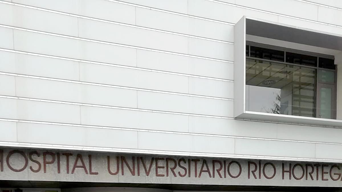 Entrada del Hospital Río Hortega de Valladolid.