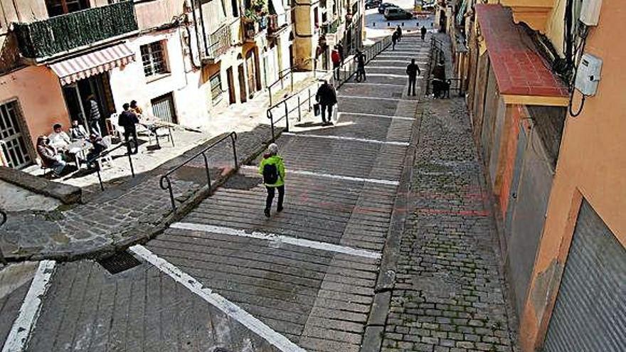 La Baixada dels Drets tal com era abans de començar-hi les obres