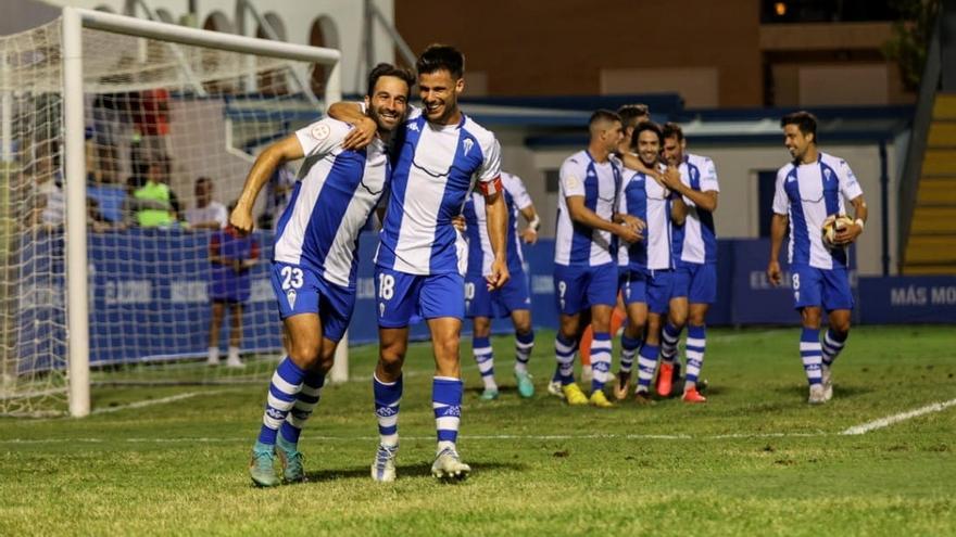 Partido entre el Alcoyano y San Luqueño, primera jornada de la Liga de Primera RFEF